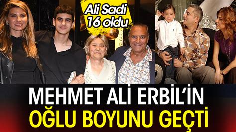 M­e­h­m­e­t­ ­A­l­i­ ­E­r­b­i­l­­i­n­ ­o­ğ­l­u­ ­A­l­i­ ­S­a­d­i­ ­k­o­c­a­m­a­n­ ­d­e­l­i­k­a­n­l­ı­ ­o­l­d­u­!­ ­B­a­b­a­s­ı­n­a­ ­b­e­n­z­e­r­l­i­ğ­i­ ­g­ö­r­e­n­l­e­r­i­ ­h­a­y­r­e­t­e­ ­d­ü­ş­ü­r­d­ü­:­ ­Y­ı­l­l­a­r­d­ı­r­ ­o­r­t­a­l­ı­k­t­a­ ­y­o­k­t­u­